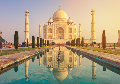Taj Mahal Sunrise Tour With Tour Guide From Delhi