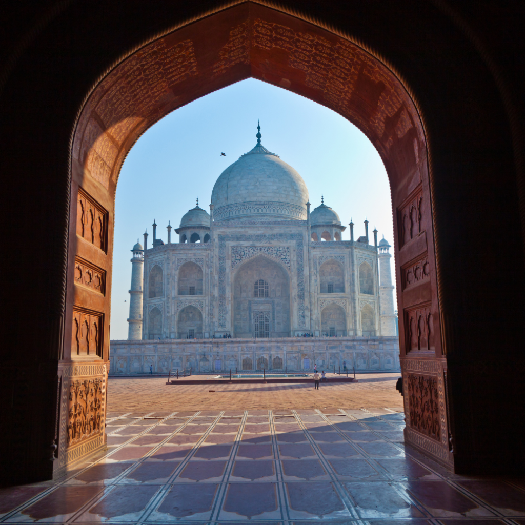 Taj Mahal Overnight Tour with Guide